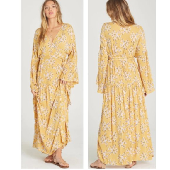 Billabong Dresses & Skirts - Billabong Floral Maxi Wrap Dress